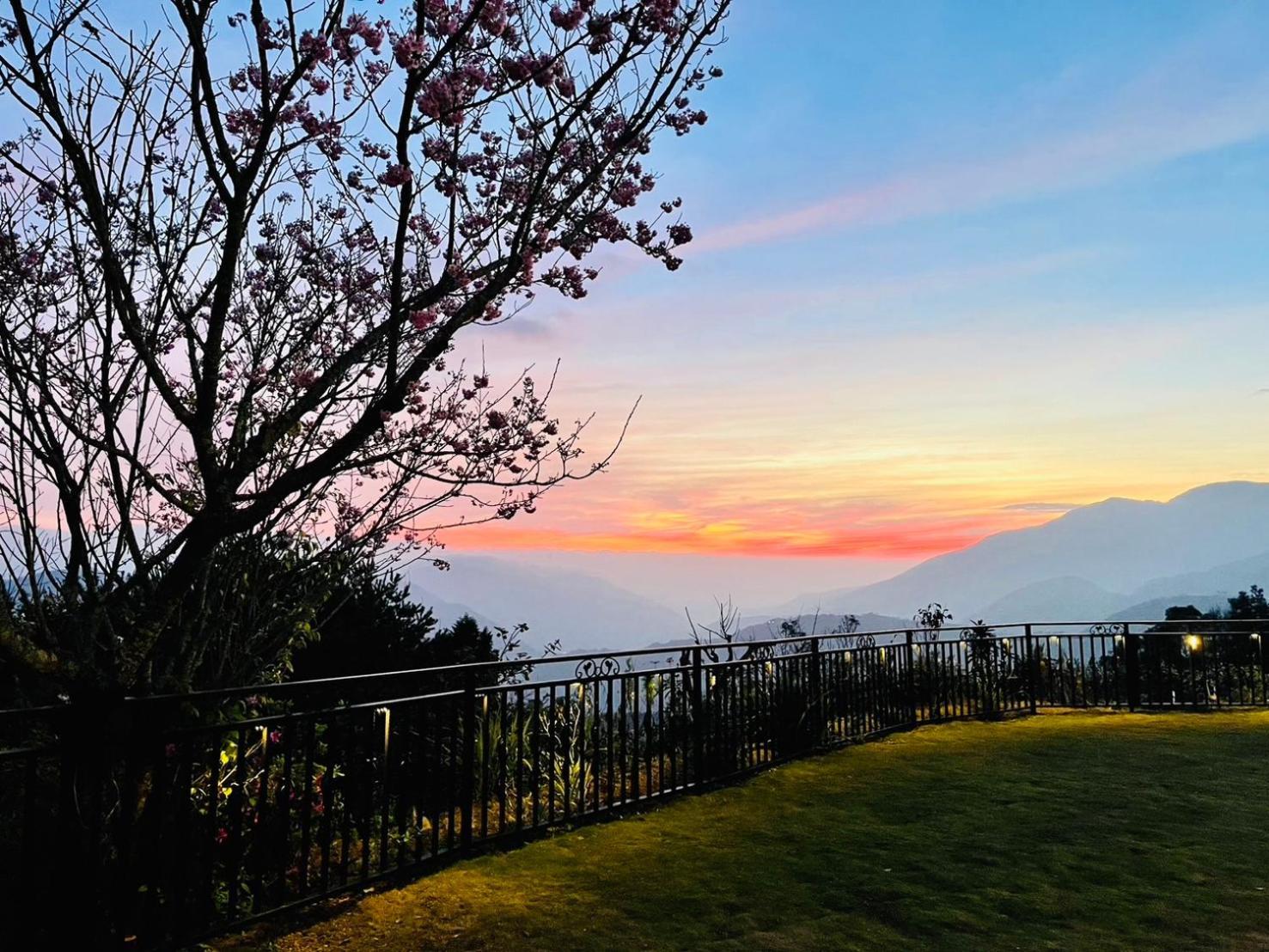 Junyi Landscape Villa Ренай Экстерьер фото