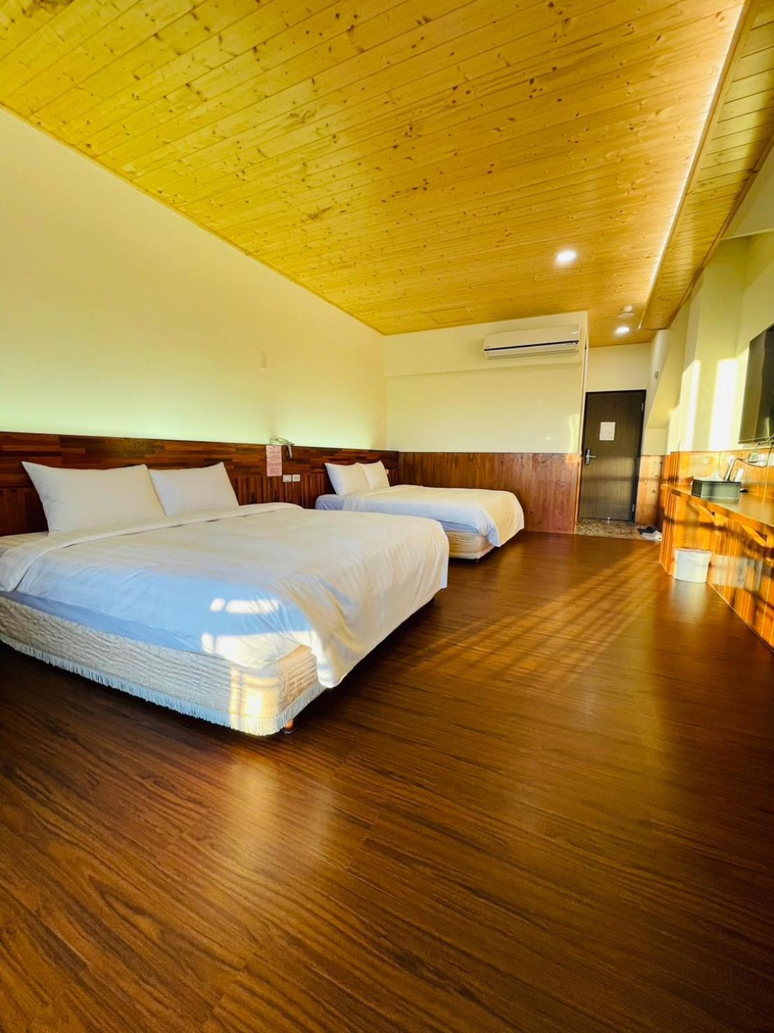 Junyi Landscape Villa Ренай Экстерьер фото