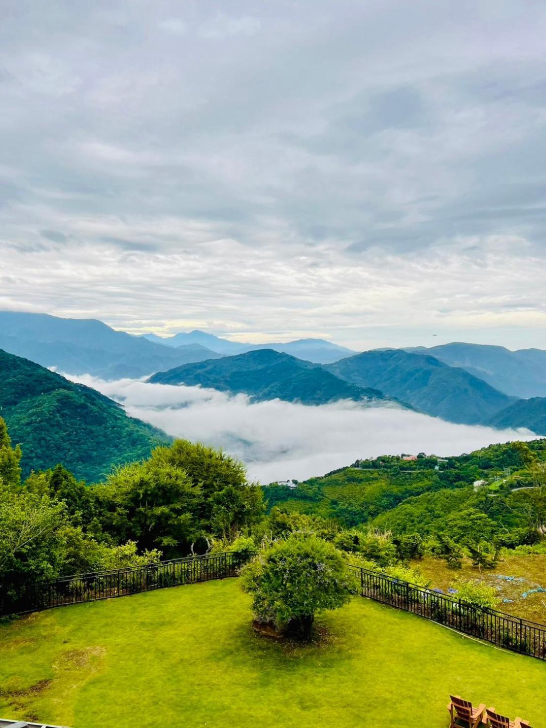 Junyi Landscape Villa Ренай Экстерьер фото